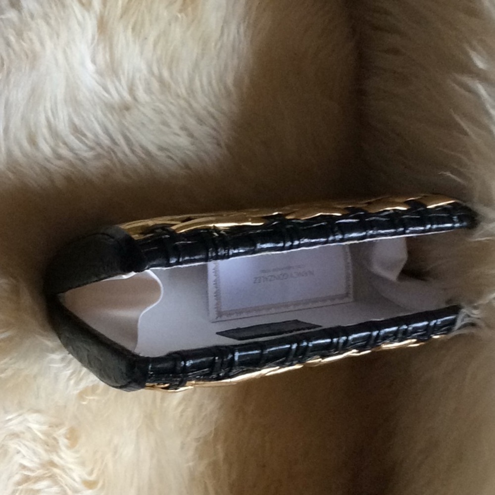 Clutch. - Picture 5 of 5